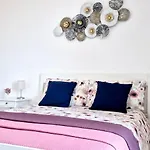 Team019 Vacation Rentals Alex Near The Beach Baroque Catania, Views Of Mount Etna
